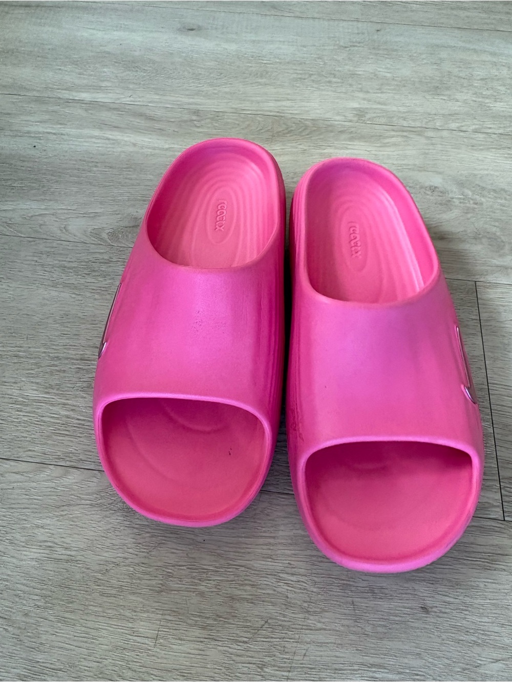 Women's Slide Sandals - Pink React Aja